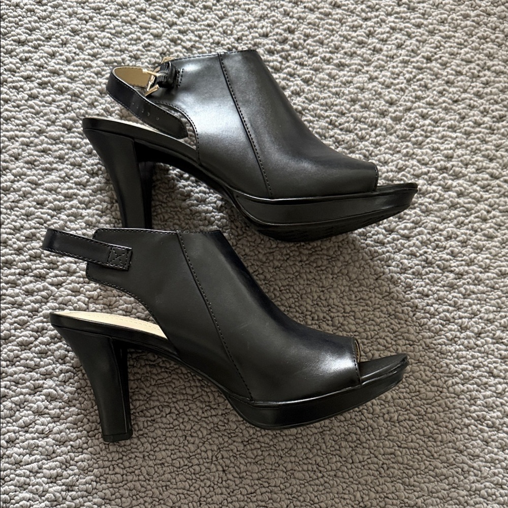 Women's Black Peep-Toe Slingback Heels N5 Comfort